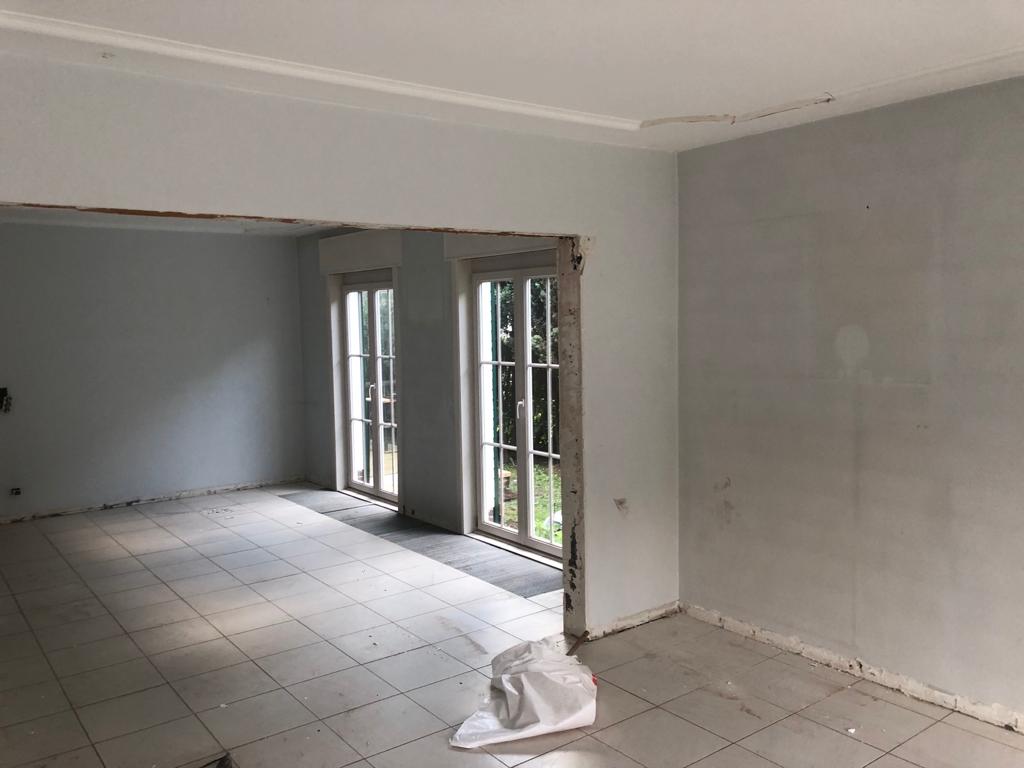 Villa à Waterloo – Juillet 2020 – villa salon bibliotheque avant